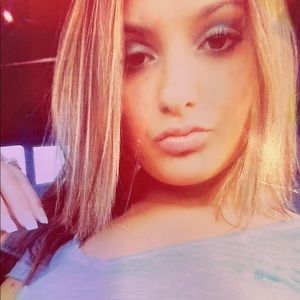 Meet your Posher, Chelsey